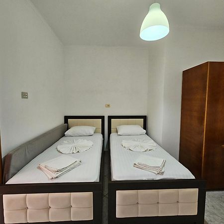 City Center Gjordeni Apartments คซามิล ภายนอก รูปภาพ