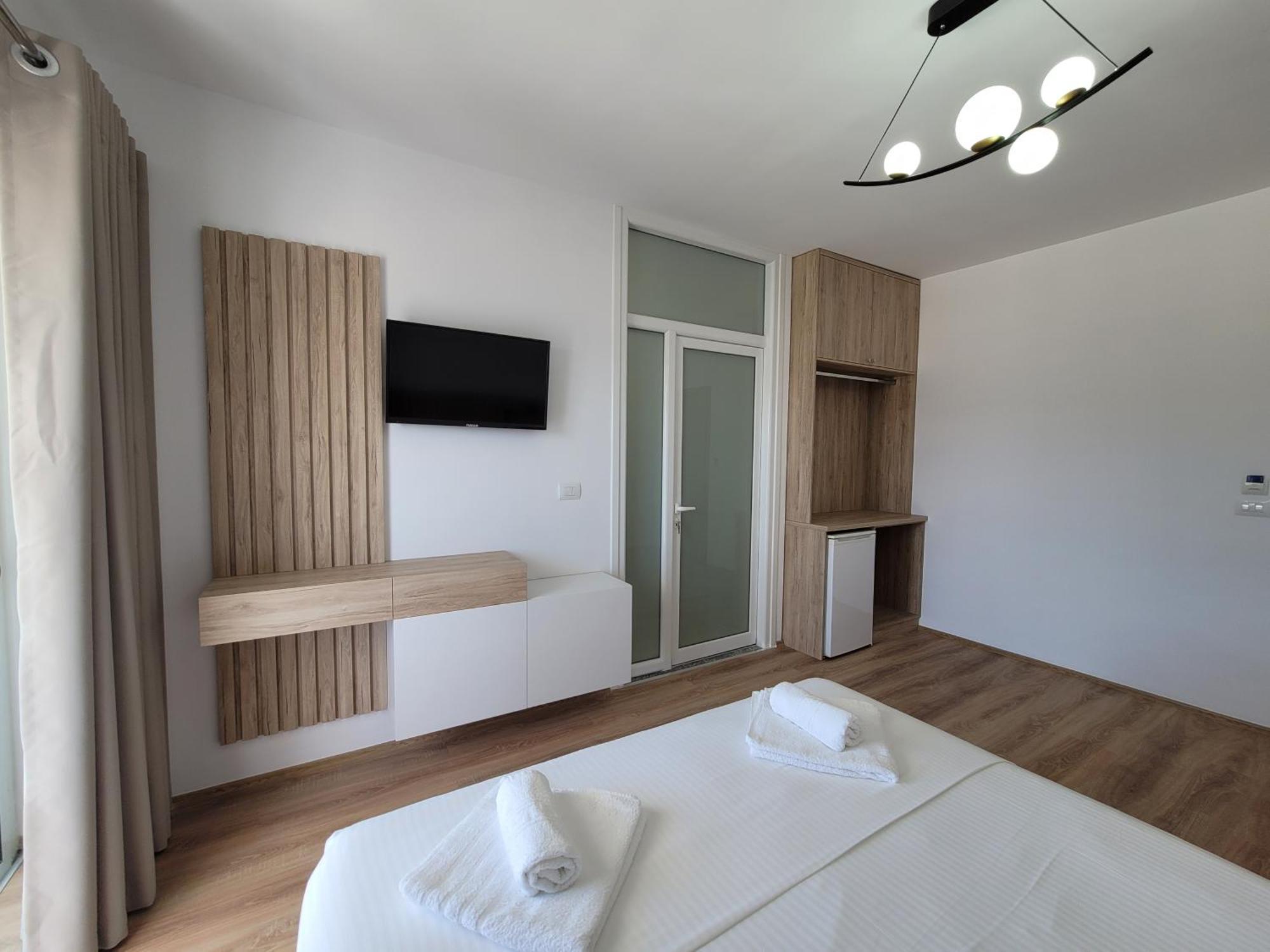 City Center Gjordeni Apartments คซามิล ภายนอก รูปภาพ