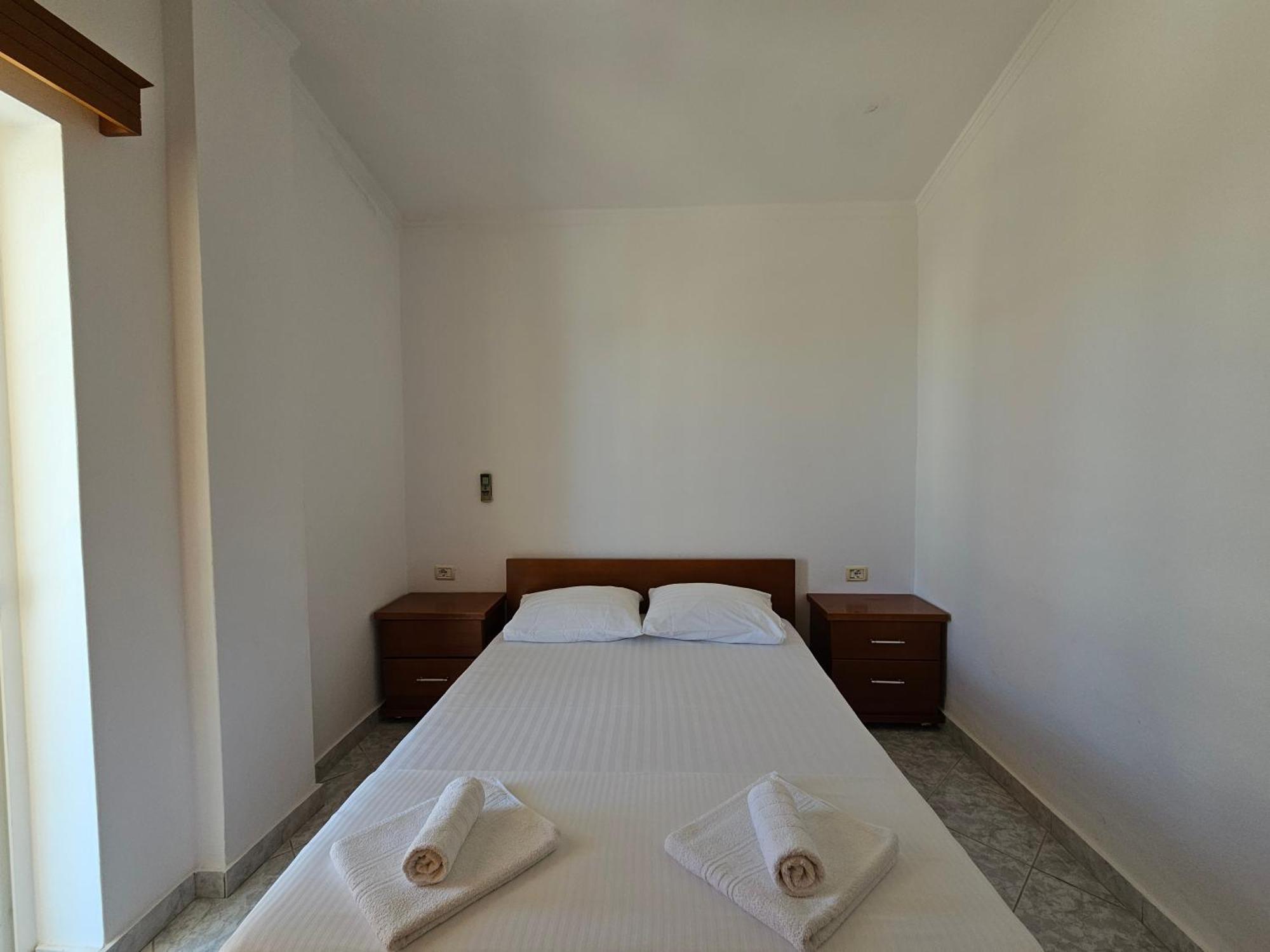 City Center Gjordeni Apartments คซามิล ภายนอก รูปภาพ